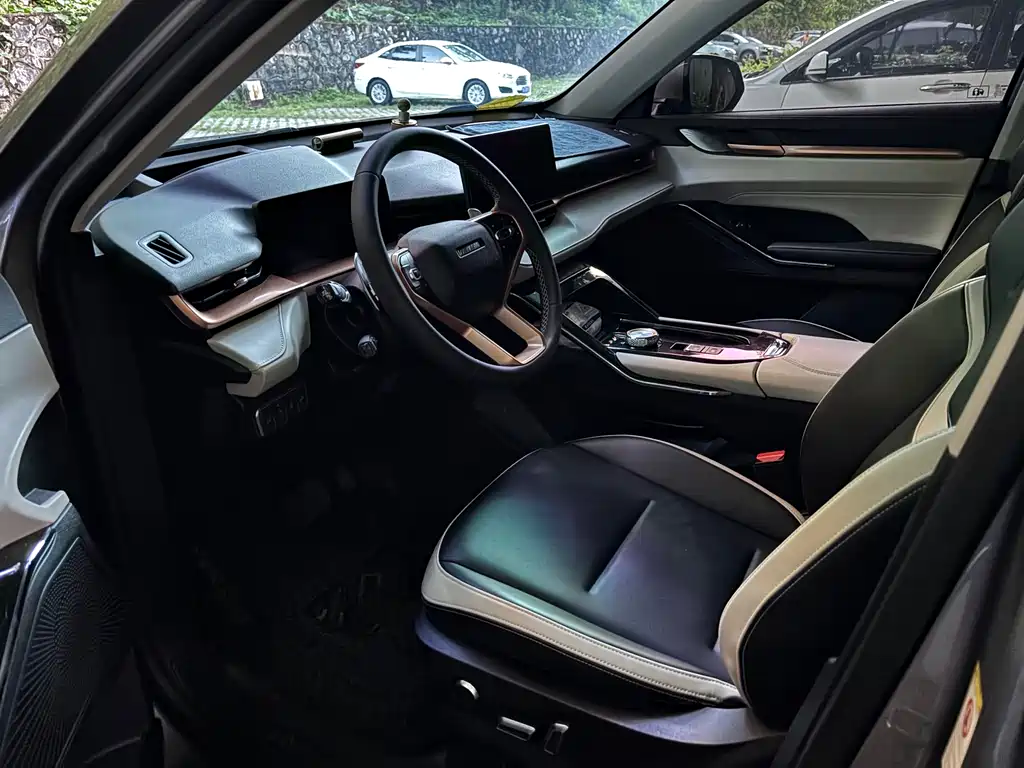 Haval H6 2021 third generation 1.5T automatic two-wheel drive Max купить на сайте DeffCars