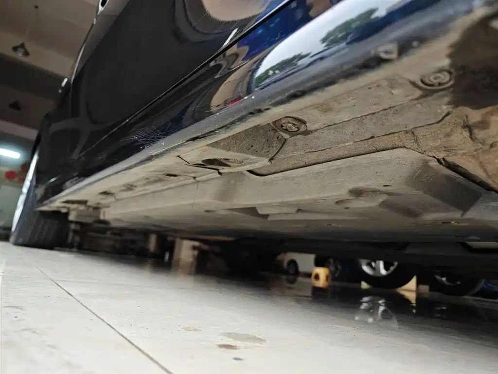 Camry 2018 2.5G Deluxe Edition купить на сайте DeffCars