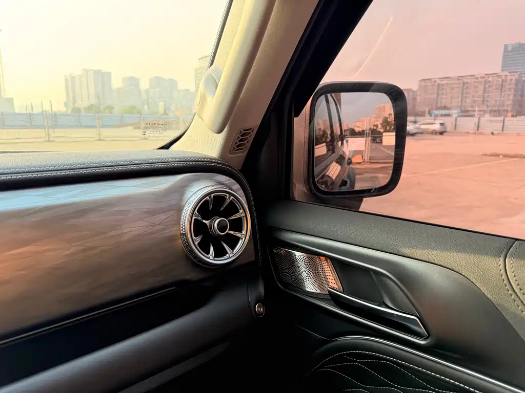 Tank 300 2024 2.0T Conqueror купить на сайте DeffCars