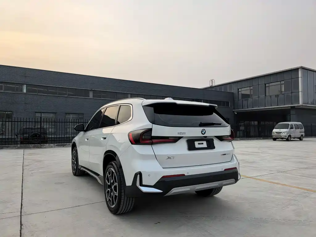 BMW X1 2025 sDrive25Li X Design Package купить на сайте DeffCars