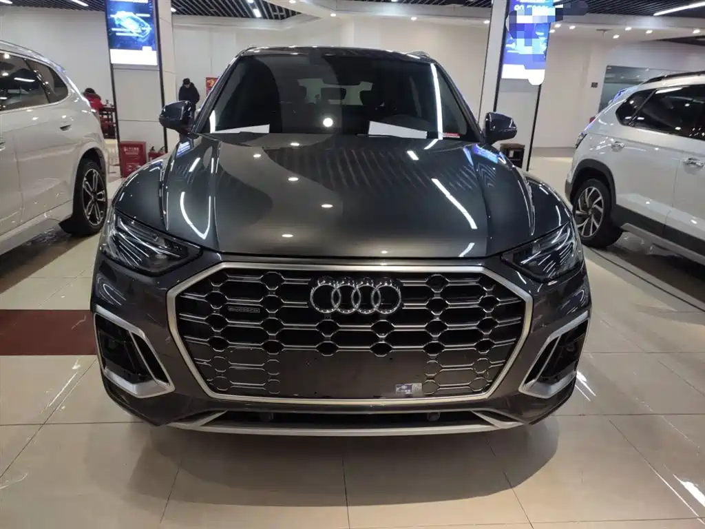 Audi Q5L 2022 45T luxury and dynamic model купить на сайте DeffCars