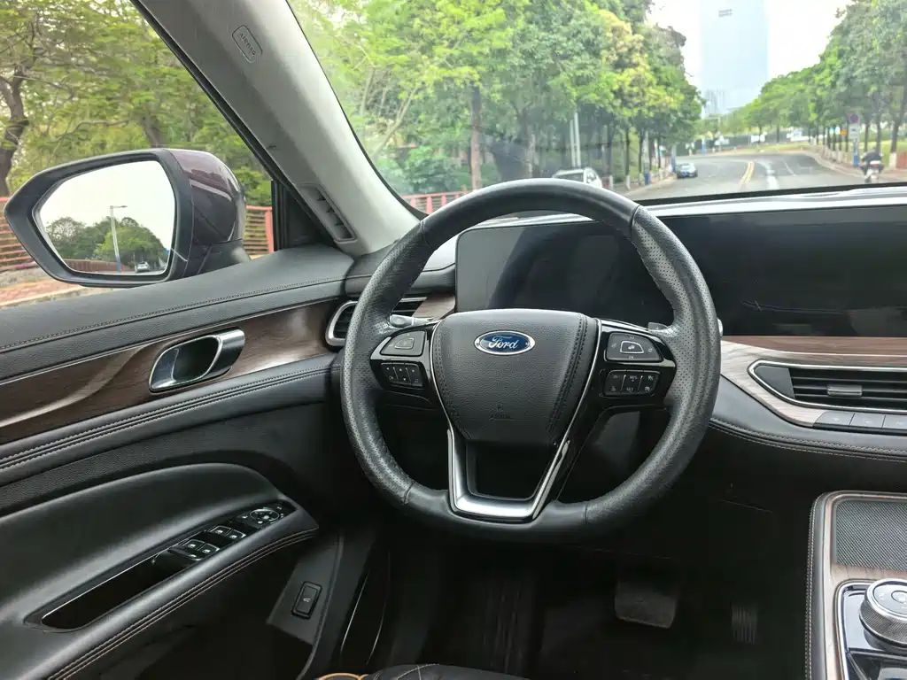 Lingyu 2021 EcoBoost 225 Collar Type 6 Seats купить на сайте DeffCars