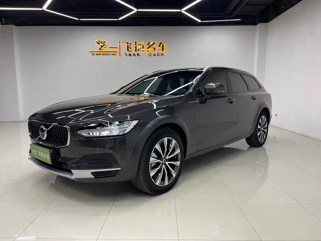 Volvo V90 2024 Cross Country B5 AWD Zhiyuan Edition купить на сайте DeffCars