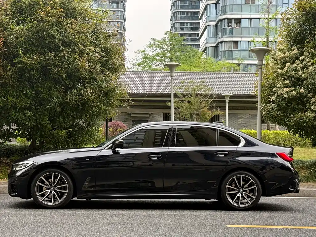 BMW 3 Series 2021 325Li M Sports Package купить на сайте DeffCars