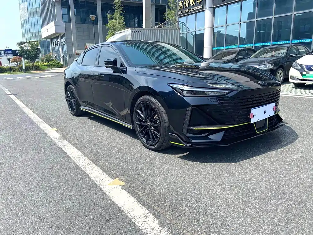 Changan UNI-V 2022 1.5T sports version купить на сайте DeffCars