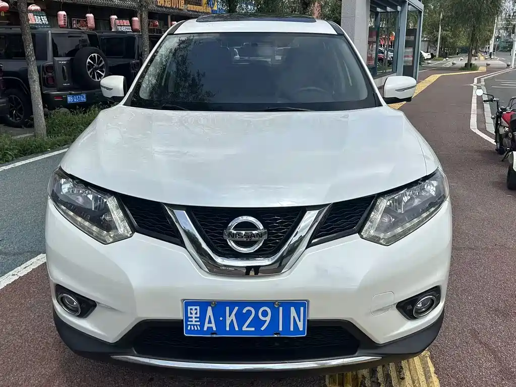 X-Trail 2015 2.0L CVT Comfort Max Edition 2WD купить на сайте DeffCars