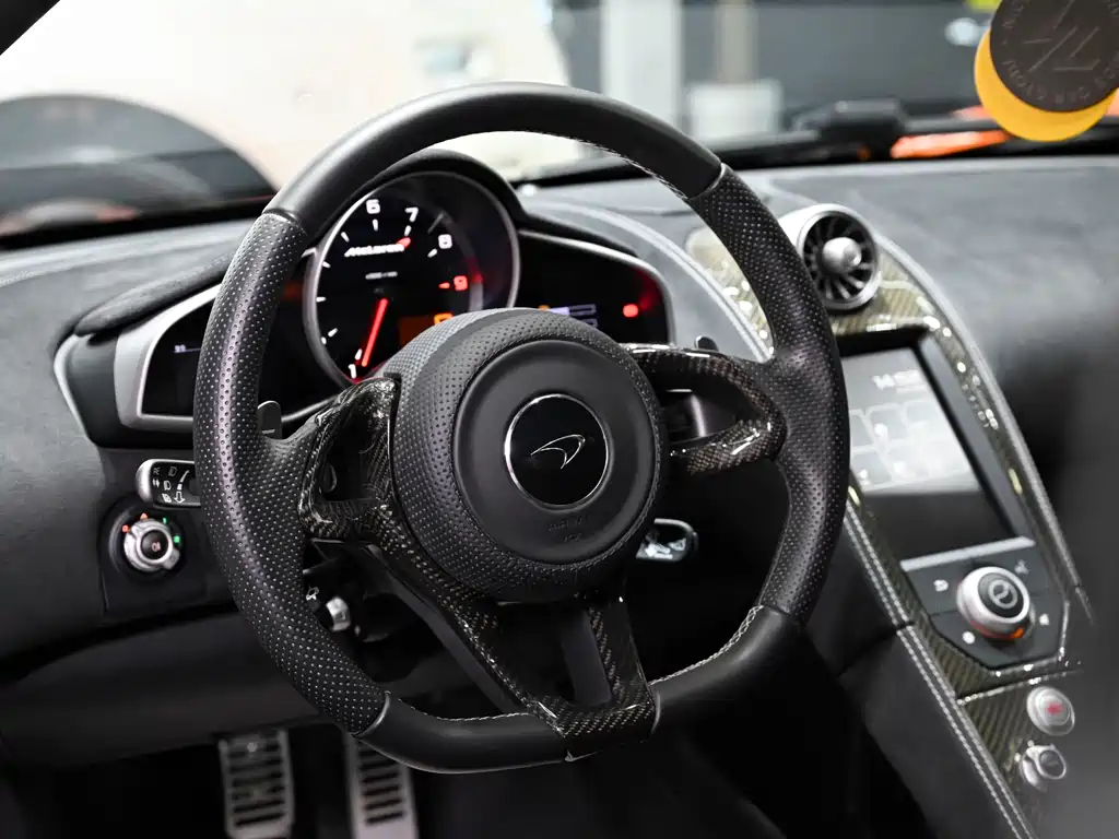 McLaren 650S 2014 3.8T Coupe купить на сайте DeffCars