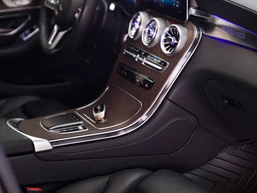 Mercedes-Benz GLC 2020 facelift GLC 300 L 4MATIC dynamic купить на сайте DeffCars