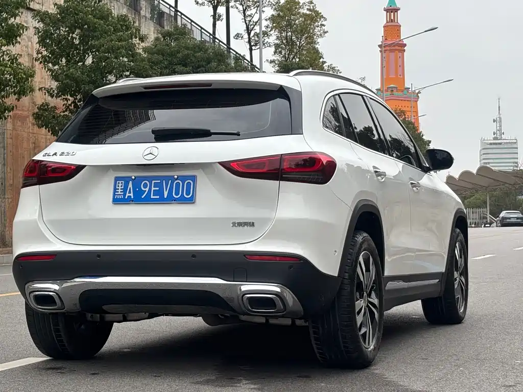 Mercedes GLA 2023 220 4MATIC купить на сайте DeffCars