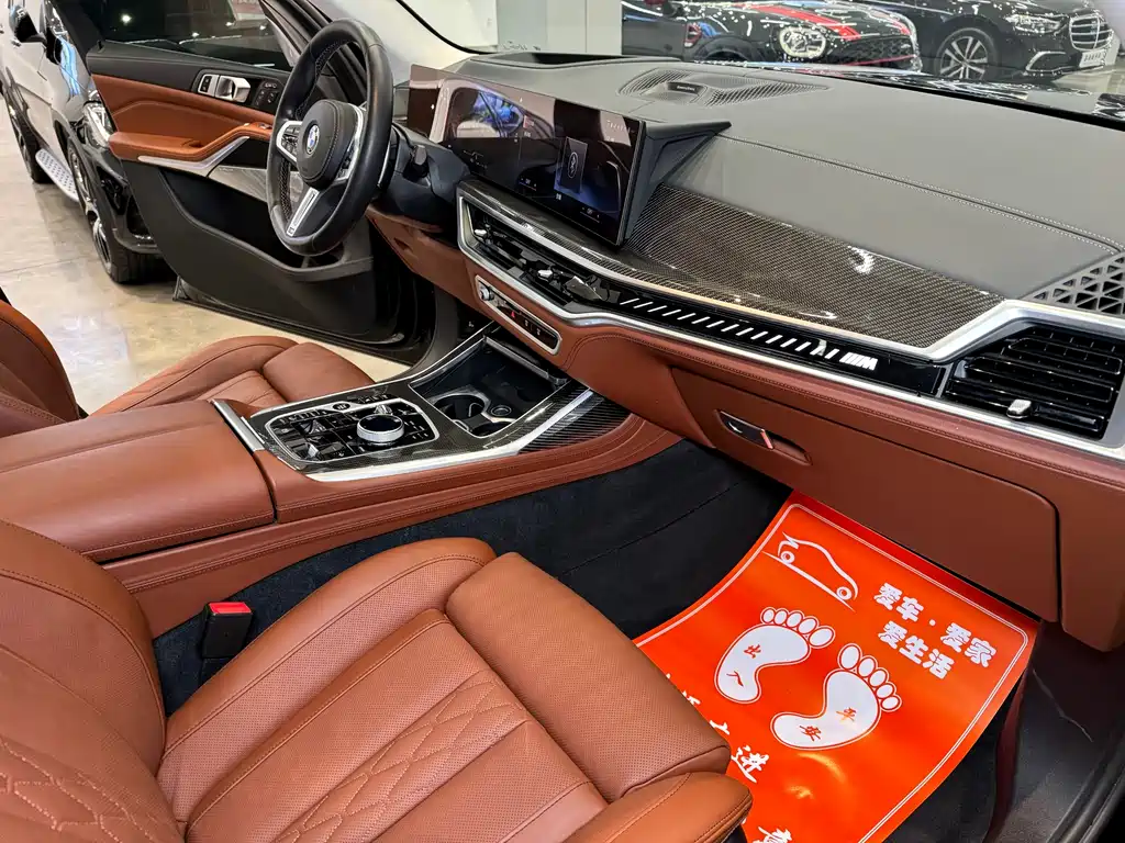 BMW X7 M60i 2023 xDrive M60i купить на сайте DeffCars