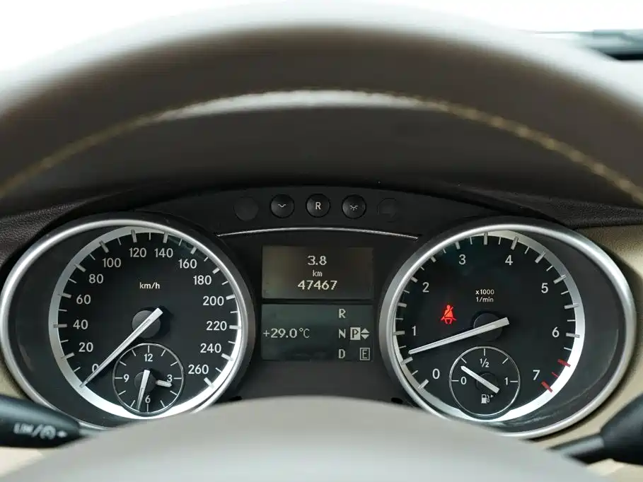 Mercedes R-Class 2010 R 300L Business Edition купить на сайте DeffCars