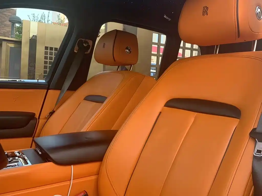 Cullinan 2018 four-seat version купить на сайте DeffCars