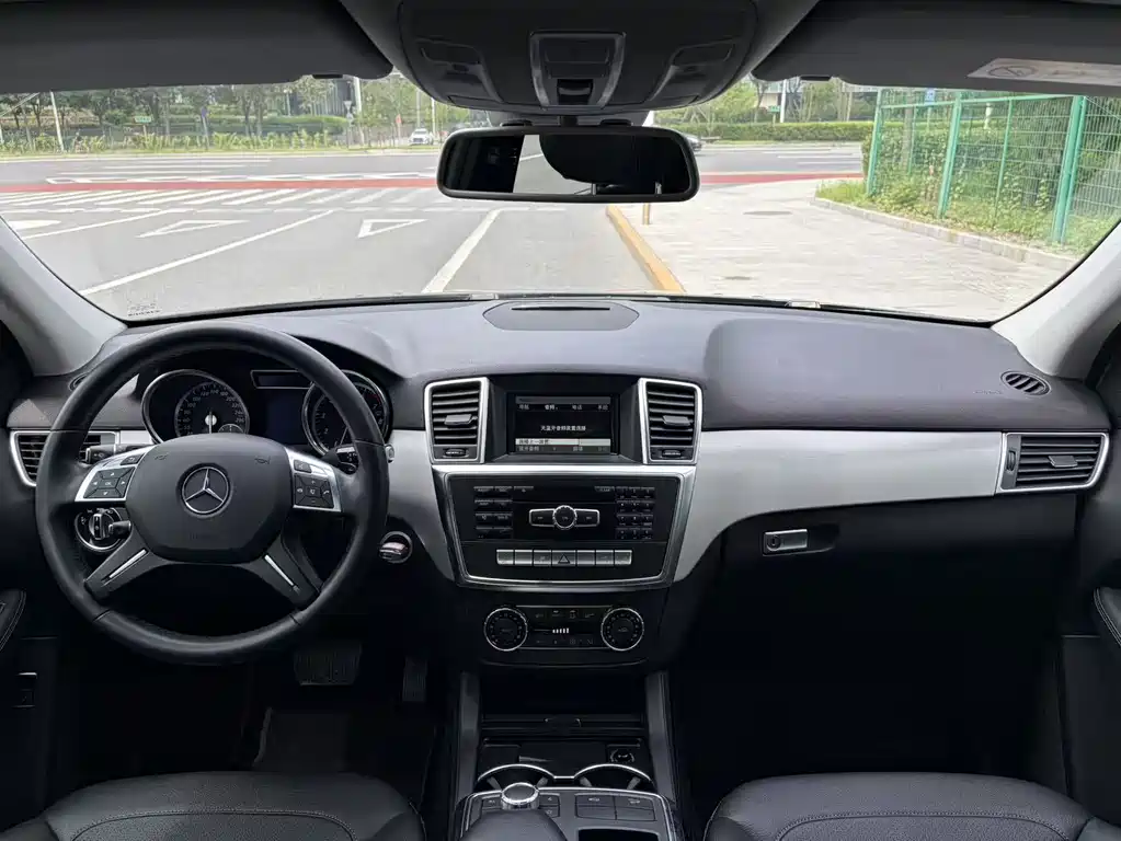 Mercedes-Benz M-Class 2015 ML 320 4MATIC купить на сайте DeffCars