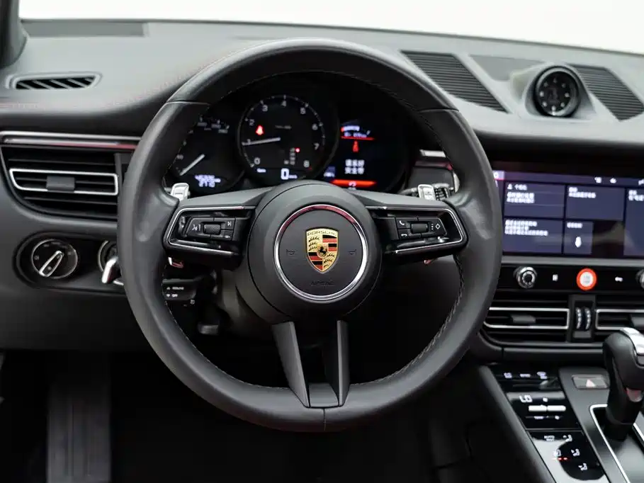 Macan 2022 Macan 2.0T купить на сайте DeffCars