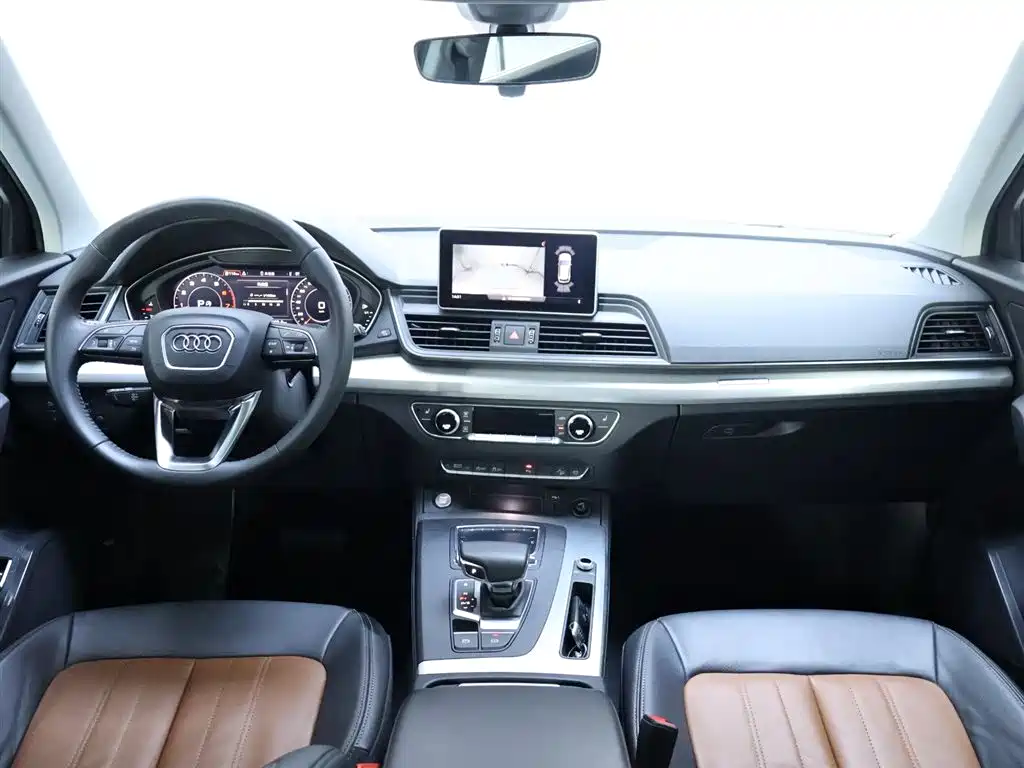 Audi Q5L 2020 40 TFSI enjoys fashionable style купить на сайте DeffCars