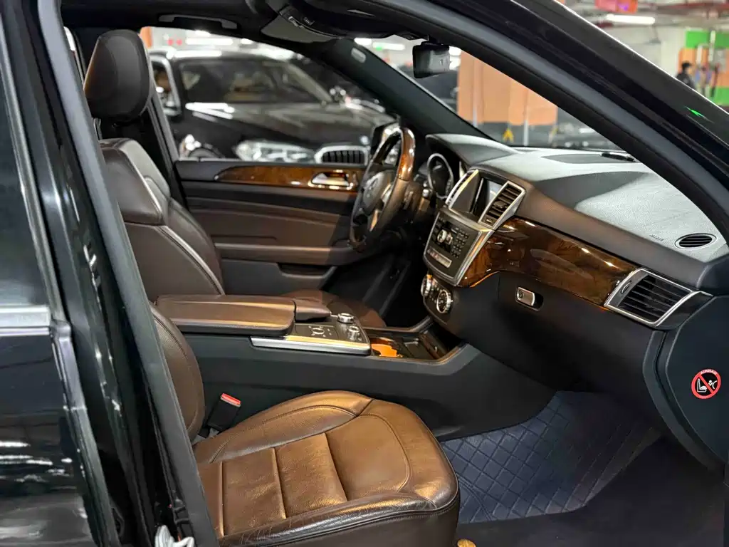 Mercedes-Benz M-Class 2014 ML 400 4MATIC luxury model купить на сайте DeffCars