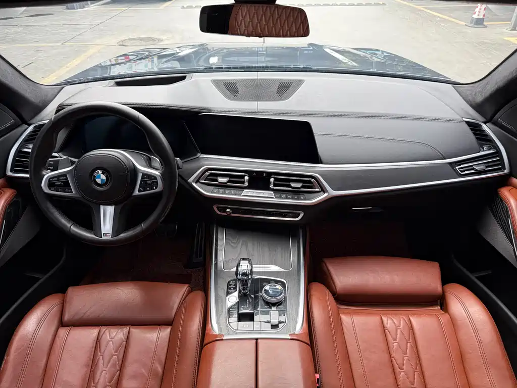 BMW X7 2019 xDrive40i Exclusive M Sports Package купить на сайте DeffCars