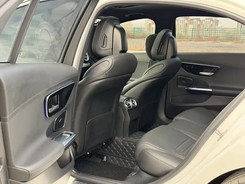 Mercedes-Benz C-Class 2025 C 260 L Sports Edition купить на сайте DeffCars