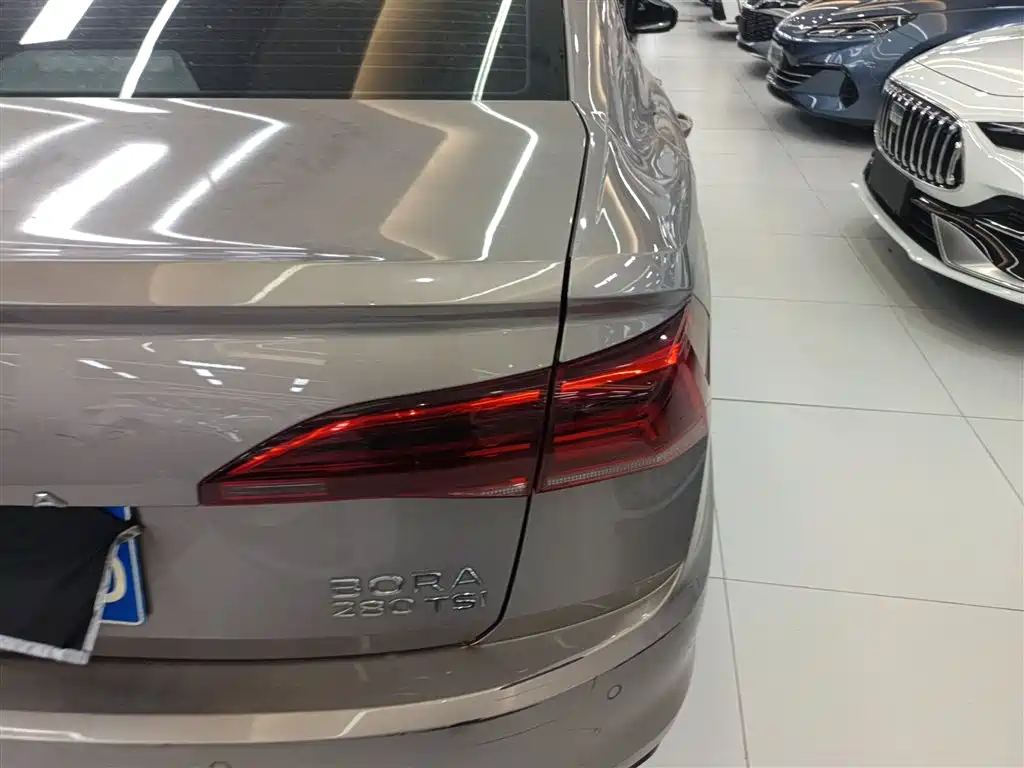 Bora 2021 1.5L automatic comfort intelligent connected version купить на сайте DeffCars