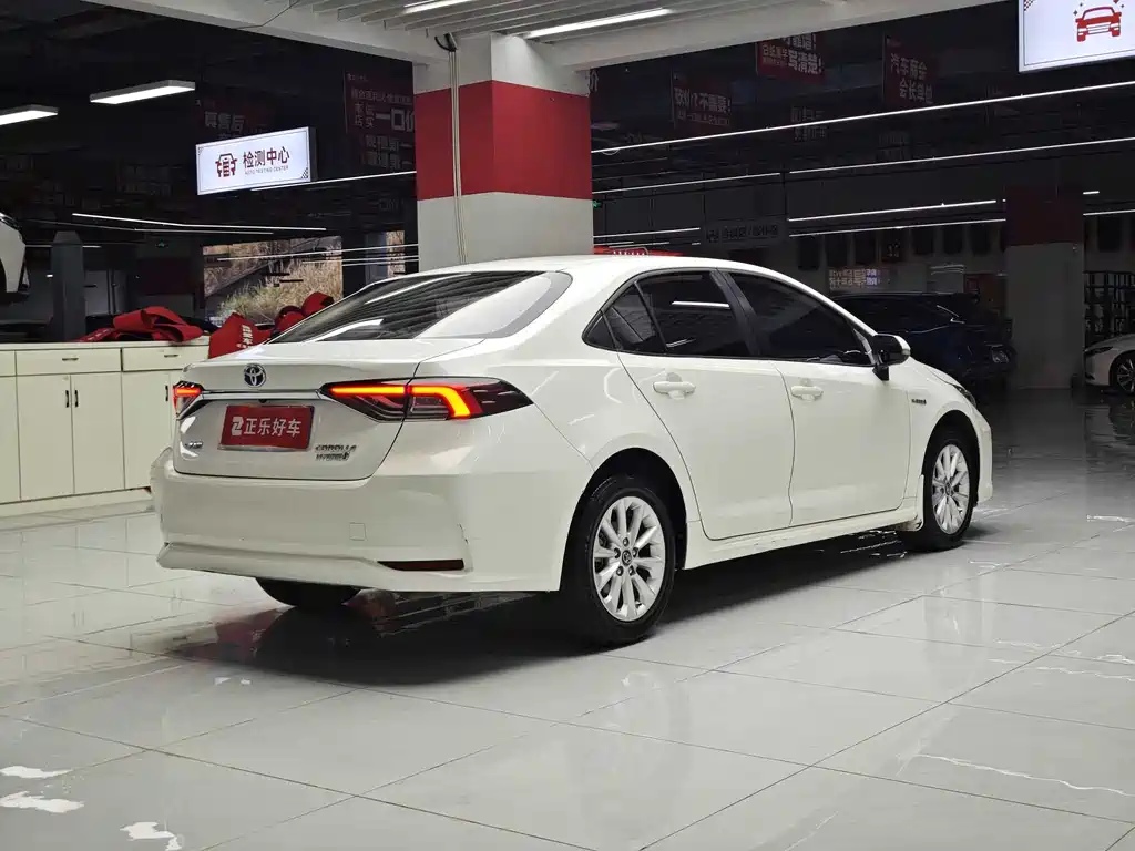 Corolla 2021 Dual Engine 1.8L E-CVT Elite Edition купить на сайте DeffCars