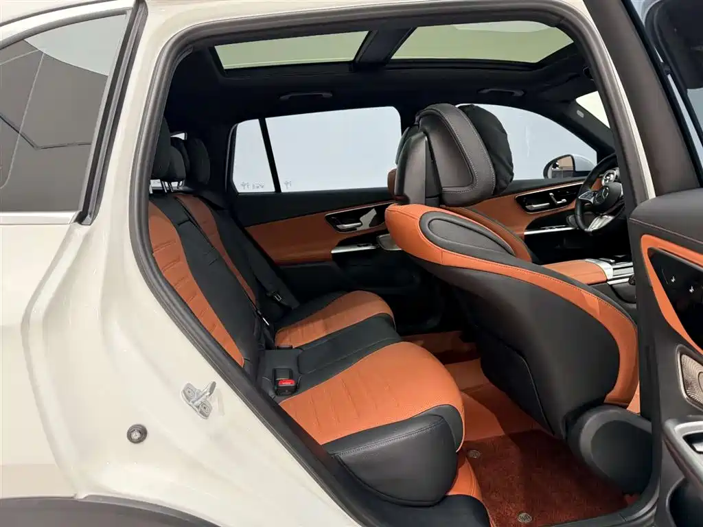 Mercedes-Benz GLC 2023 GLC 260 L 4MATIC Dynamic 5-seater купить на сайте DeffCars