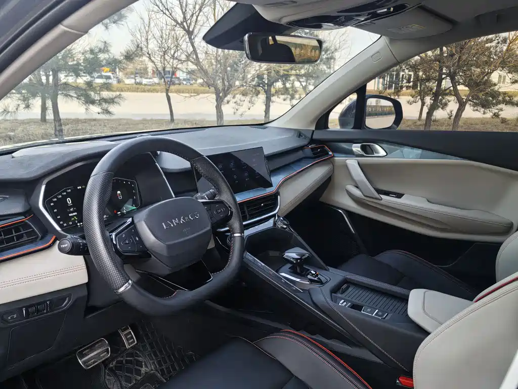 Lynk & Co 06 2020 1.5T Yao Halo купить на сайте DeffCars