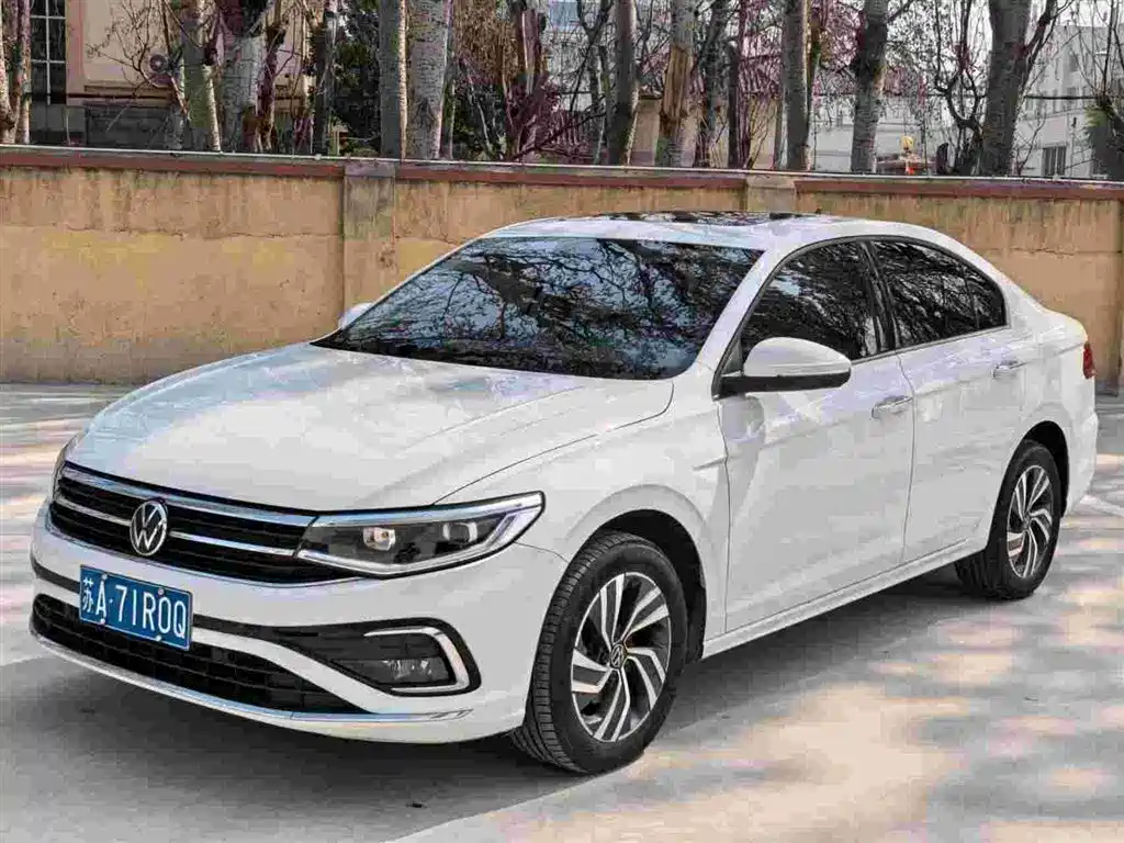 Bora 2023 200TSI DSG Smart Travel Edition купить на сайте DeffCars