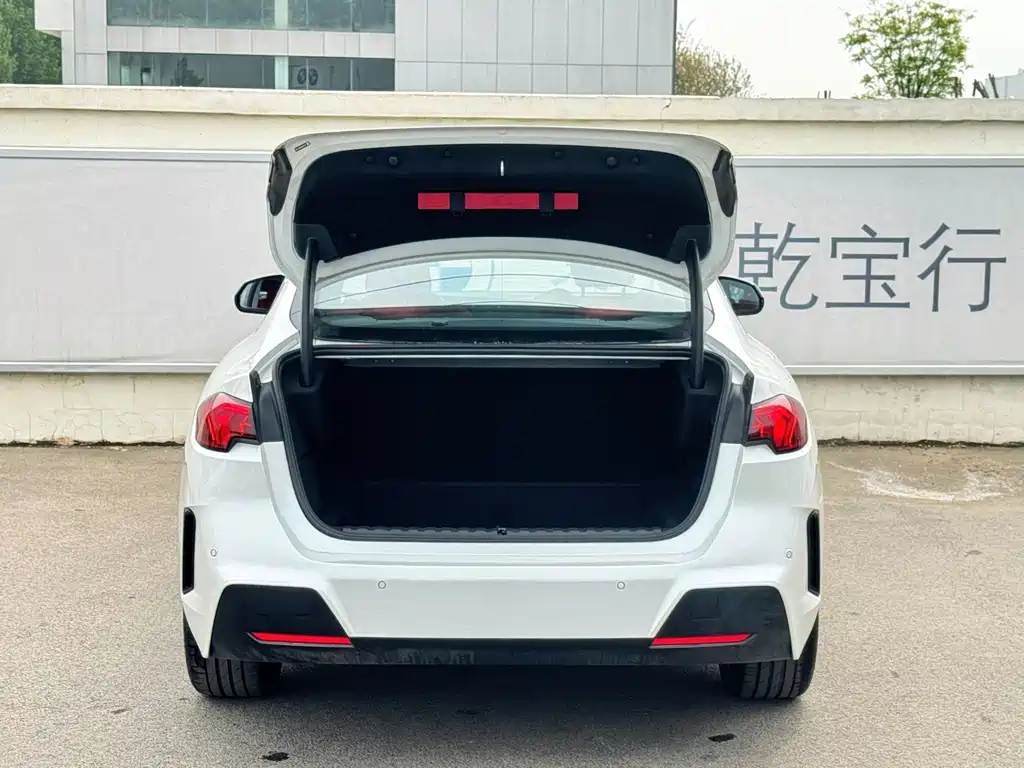 BMW 2 Series 2025 225L M Sports Package купить на сайте DeffCars