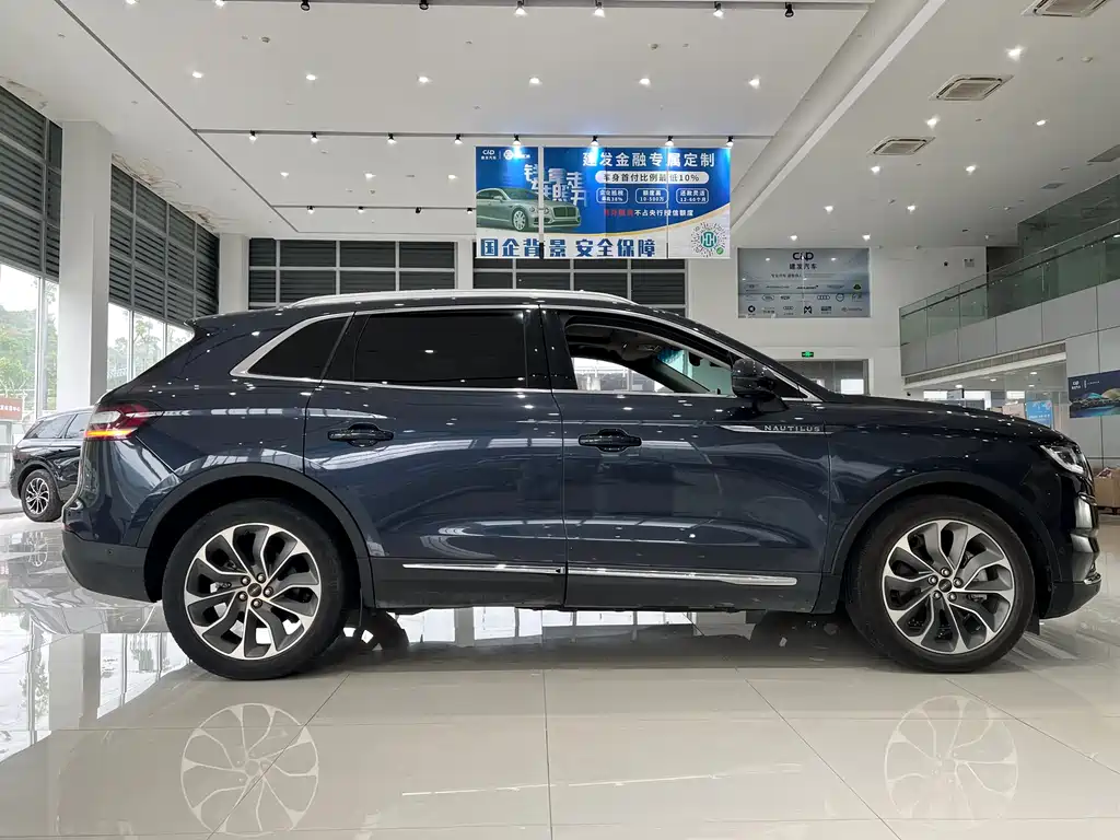 Voyager 2021 2.0T four-wheel drive elegant version купить на сайте DeffCars