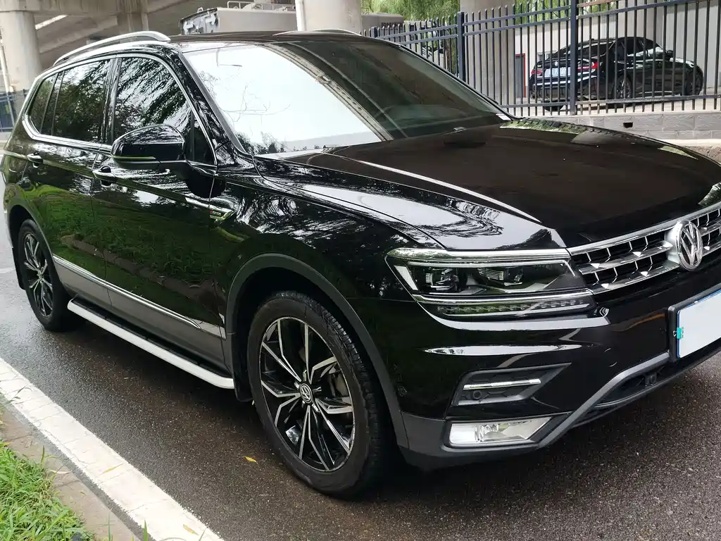 Tiguan L 2019 380TSI automatic four-wheel drive smart luxury version 7 seats National VI купить на сайте DeffCars
