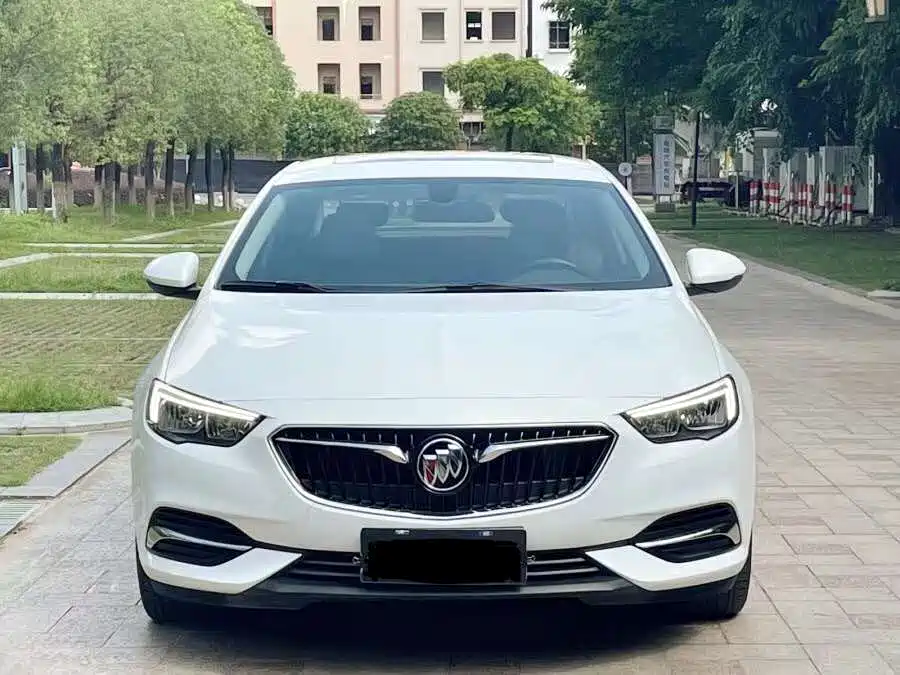 Regal 2019 20T Elite National V купить на сайте DeffCars