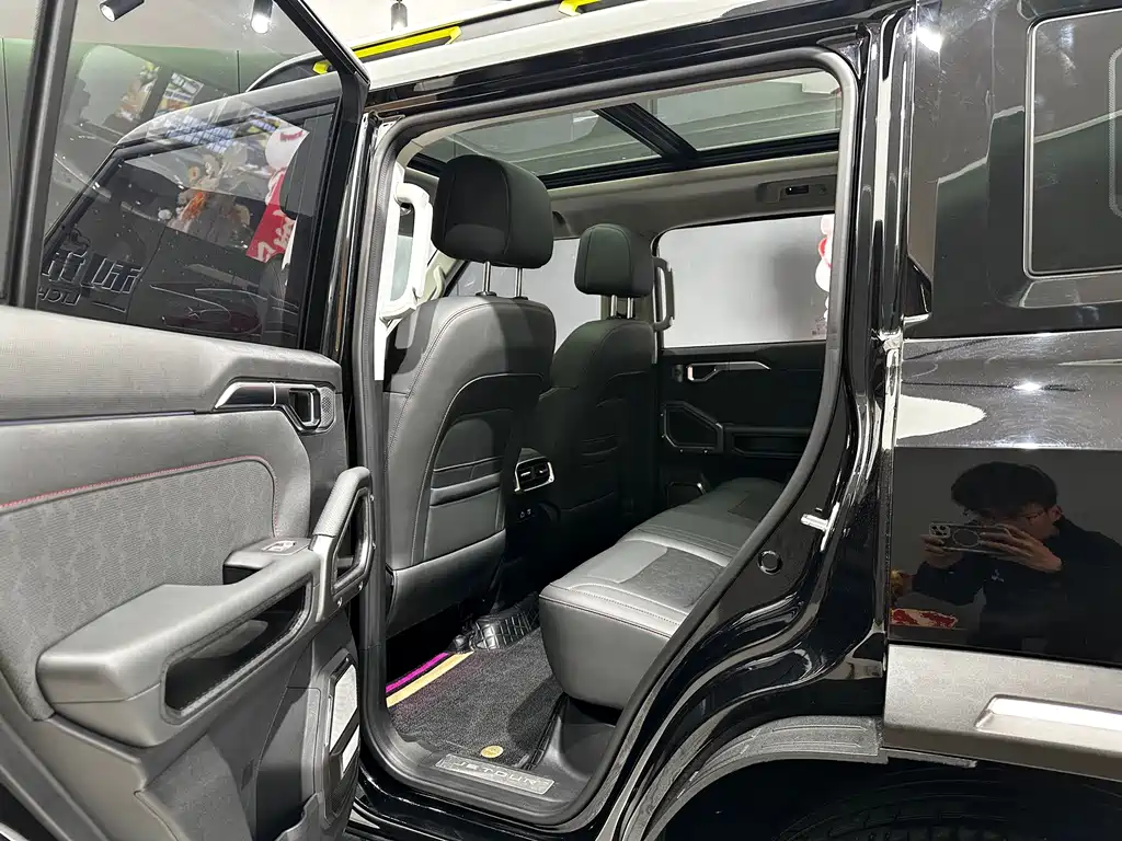 Jietu Traveler 2023 2.0T four-wheel drive crossover PRO купить на сайте DeffCars