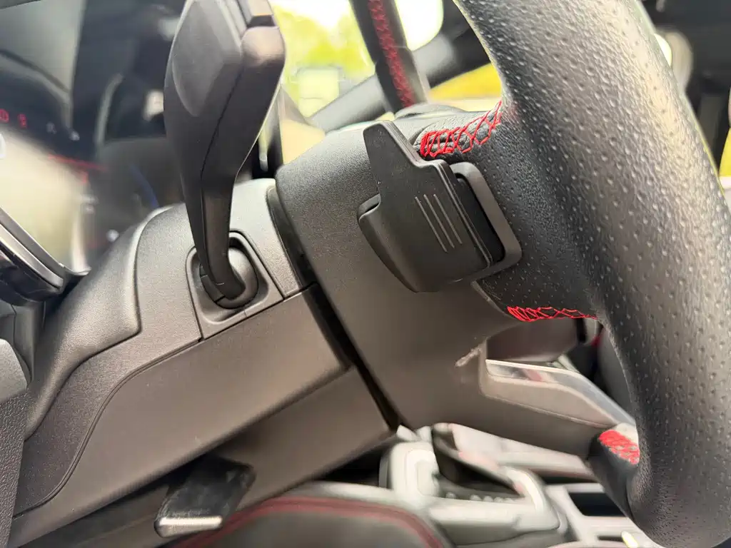 Focus 2022 Hatchback EcoBoost 180 Automatic ST Line купить на сайте DeffCars