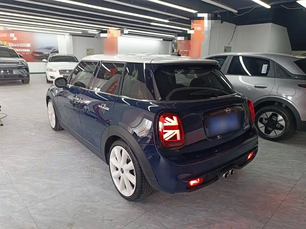 MINI 2019 2.0T COOPER S Artist Five-door Edition купить на сайте DeffCars