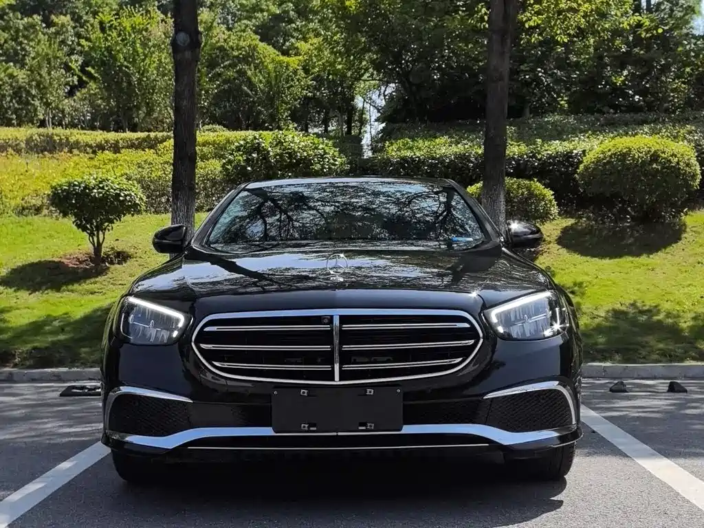 Mercedes-Benz E-Class 2023 E 300 L Luxury Model купить на сайте DeffCars