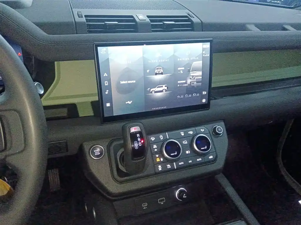 Land Rover Defender 2023 110 3.0T P400 75th Anniversary Legend Edition купить на сайте DeffCars