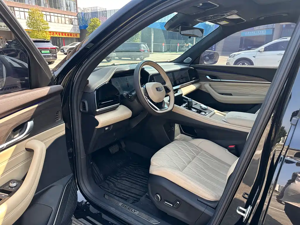 Xingyue L 2025 Dongfang Yao 2.0TD automatic current version купить на сайте DeffCars