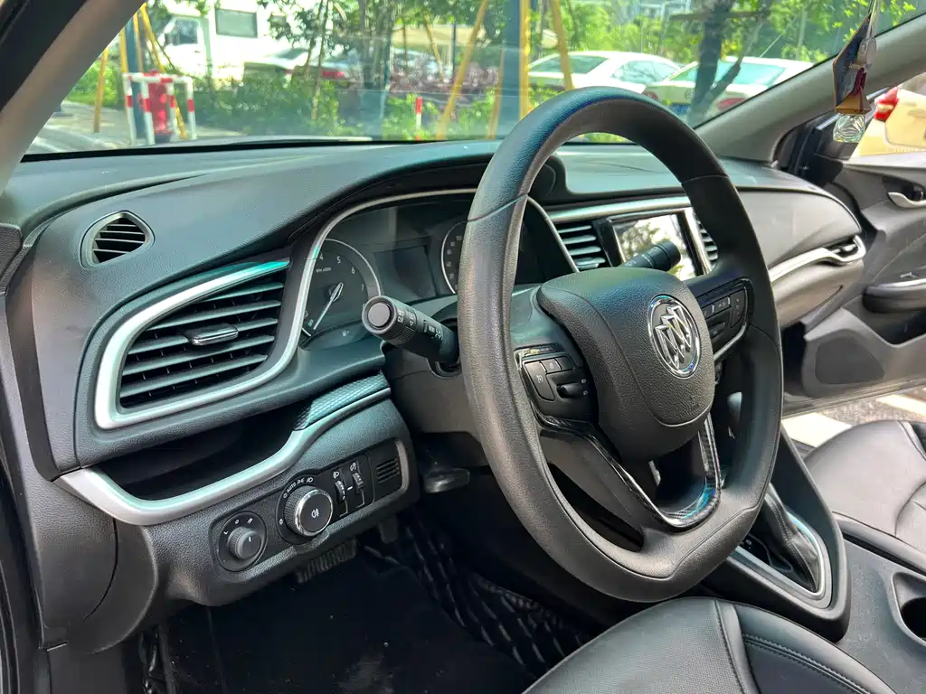Yinglang 2021 model model 1.5L automatic elite model купить на сайте DeffCars
