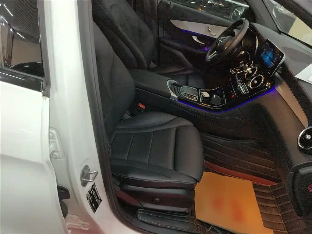 Mercedes-Benz GLC Coupe 2020 GLC 260 4MATIC Coupe SUV купить на сайте DeffCars