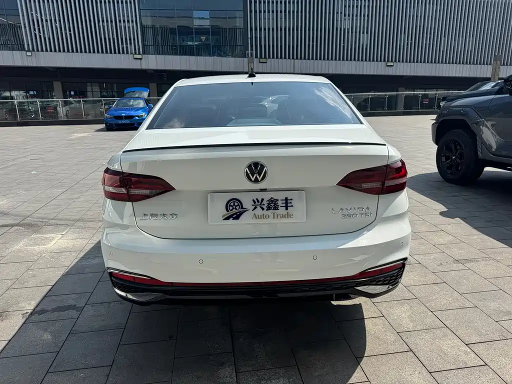 Lavida 2023 280TSI DSG Starry Sky Full Edition купить на сайте DeffCars