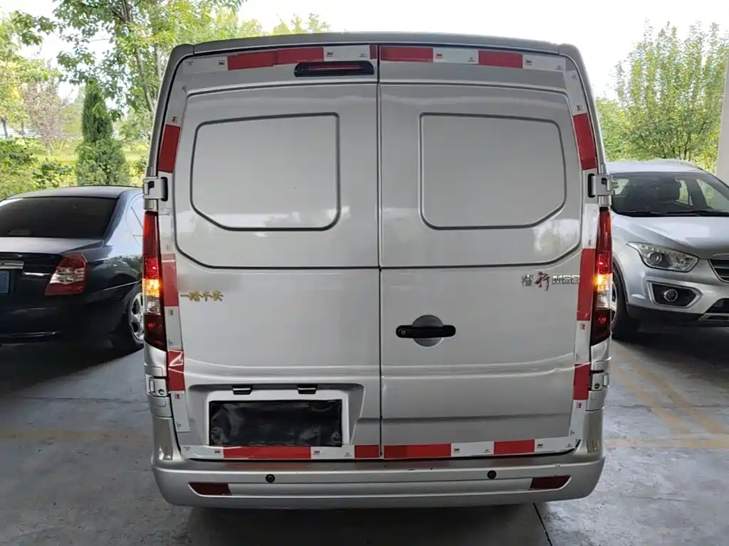 Changan Ruixing M60 2023 model 1.5L GDI comfortable van with 2 seats купить на сайте DeffCars