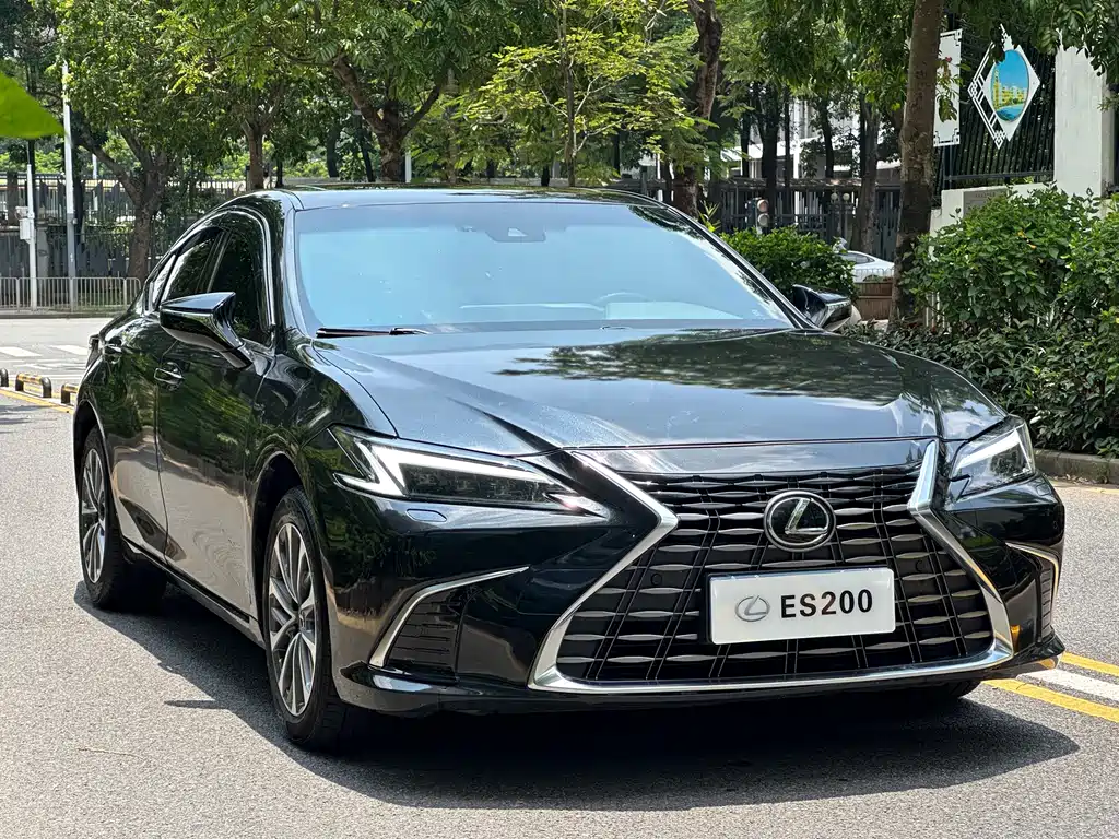Lexus ES 2025 200 Premium Edition купить на сайте DeffCars