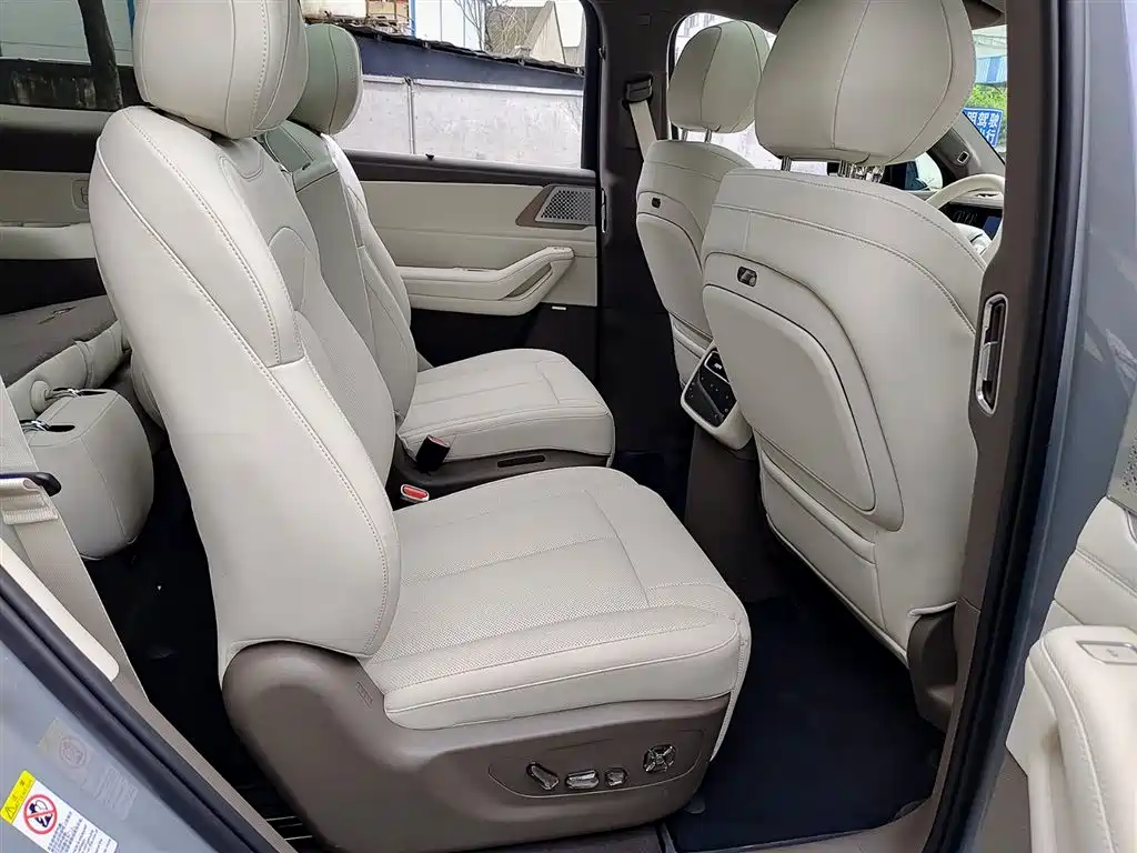 Denza N8L 2025 flagship model купить на сайте DeffCars