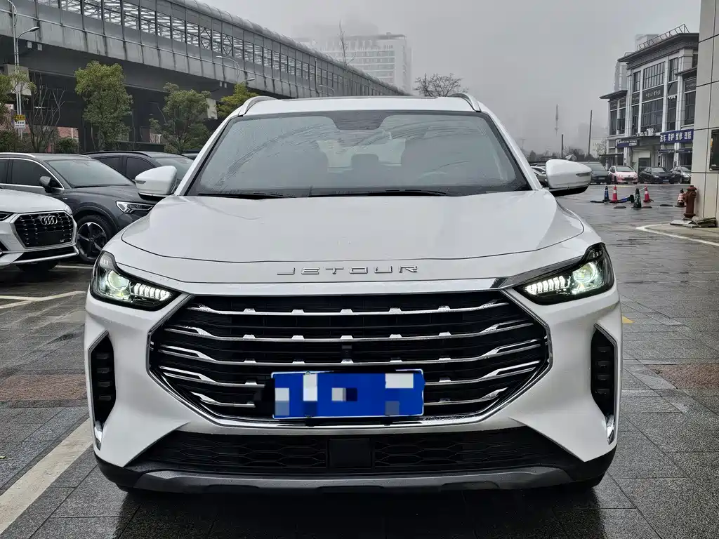 Jietu X70 PLUS 2021 facelift 1.5T DCT Mountain PRO 7 seats купить на сайте DeffCars