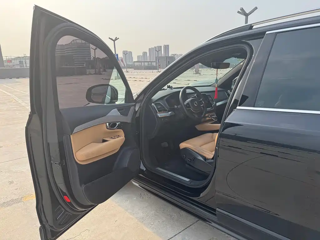 Volvo XC90 2016 T5 Zhiyi Edition 7 seats купить на сайте DeffCars