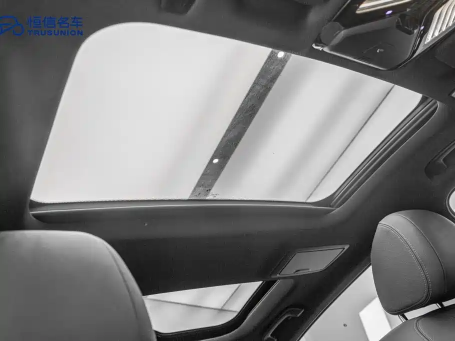BMW 5 Series 2020 530Li Leading M Sports Package купить на сайте DeffCars