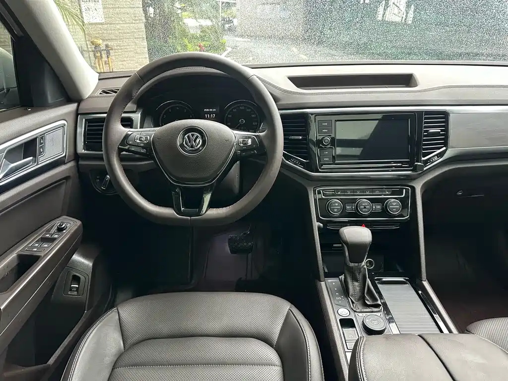 Touron 2019 380TSI four-wheel drive luxury version National VI купить на сайте DeffCars