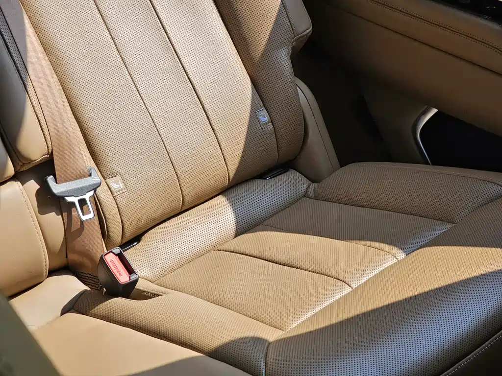 Range Rover 2023 3.0 L6 400PS Seven-seater Extended Edition купить на сайте DeffCars
