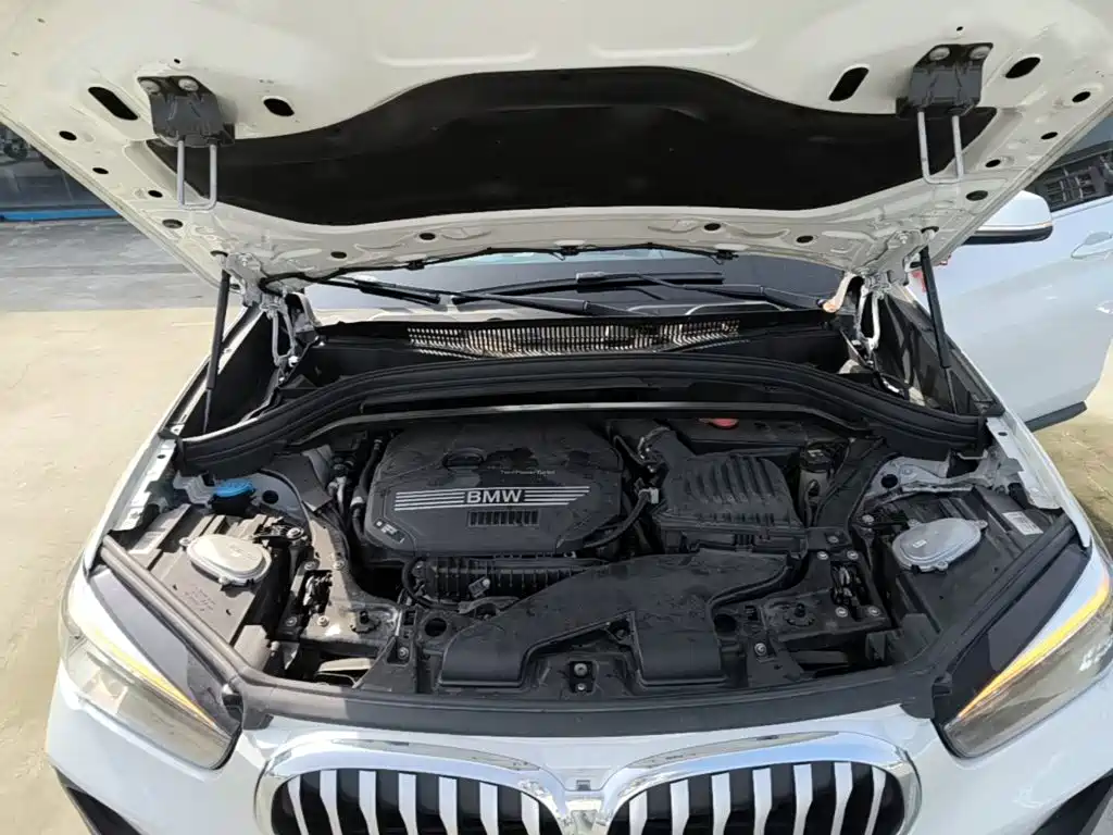 BMW X1 2021 facelift sDrive20Li fashionable model купить на сайте DeffCars