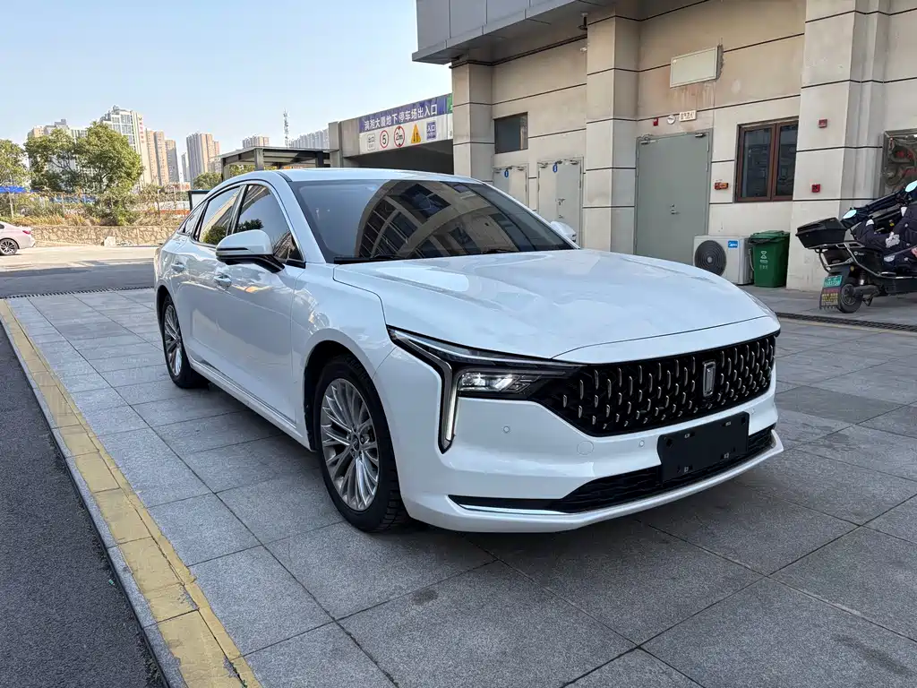 Pentium B70 2023 third generation 1.5T automatic enjoyment type 70th anniversary commemorative edition купить на сайте DeffCars